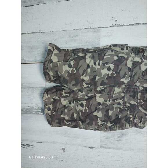 OshKosh B'Gosh Overalls size 24 months Camo Bib Shorts Dinosaur Baby Camouflage - Picture 2 of 6